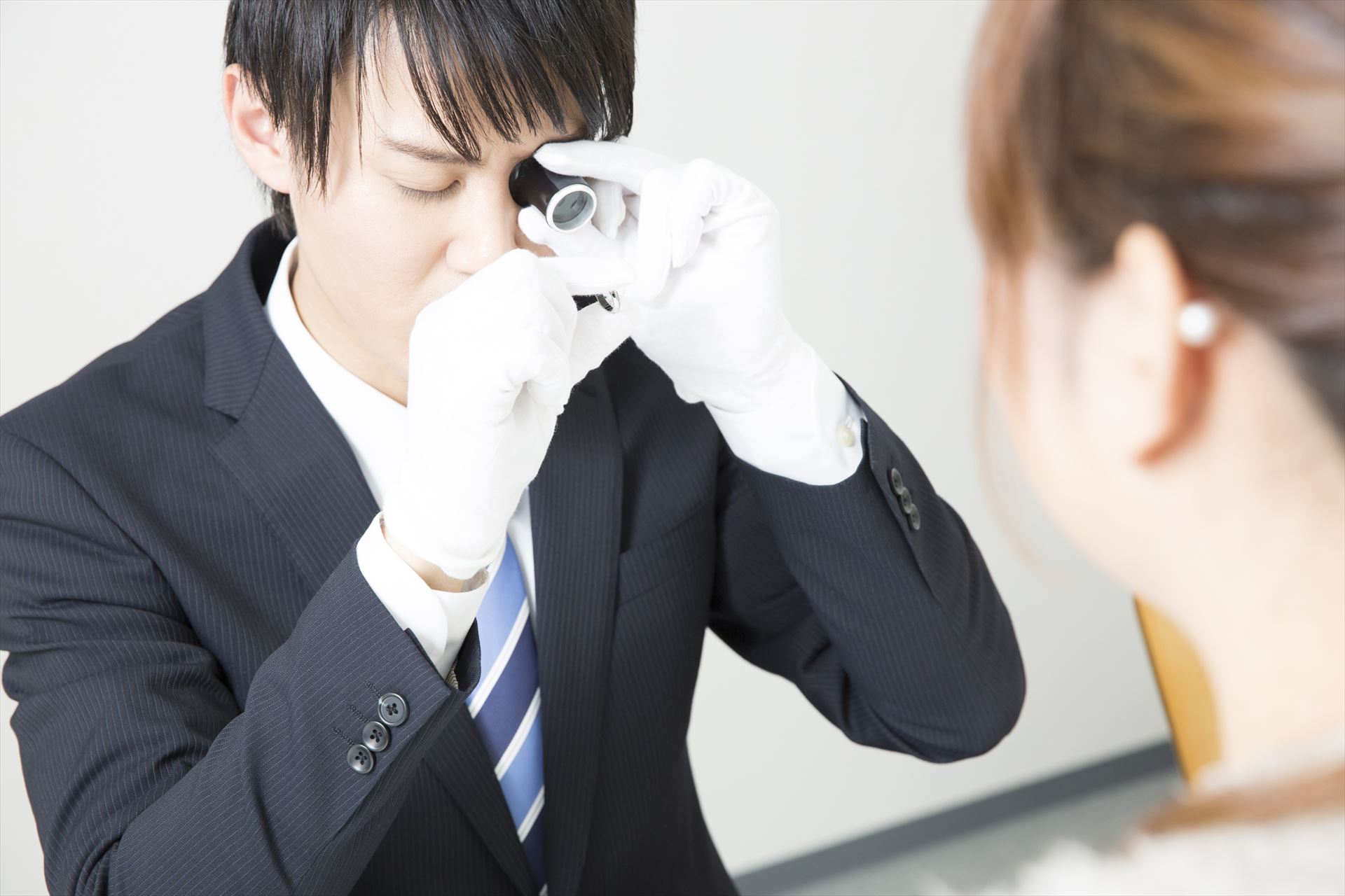 オールハンドで行うフェイシャルエステでお肌に溜まった老廃物をデトックスします